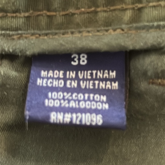 Men’s Charleston Threads Embroidered Christmas 100% Cotton Shorts Size 38 - Picture 6 of 6